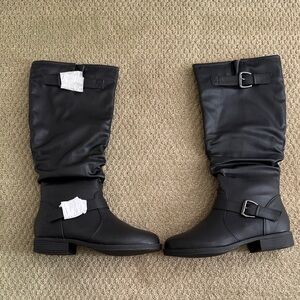 Black Knee-High Boots with Buckle Detail